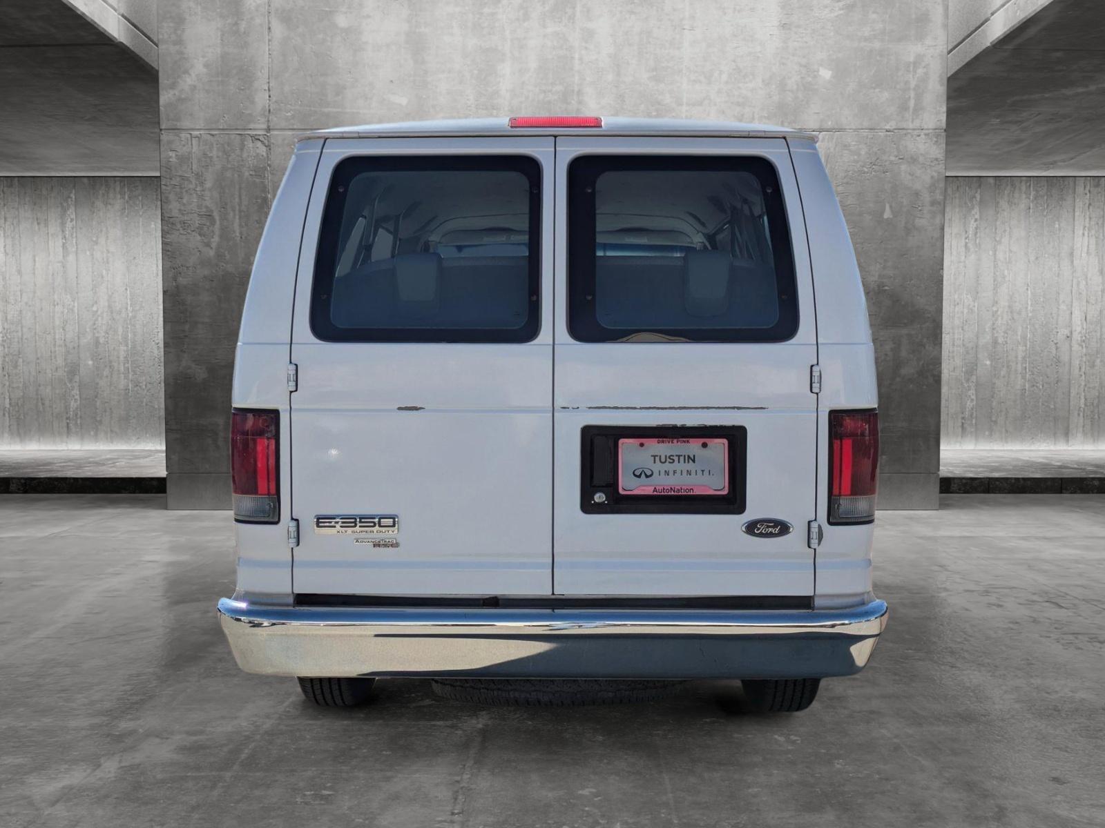 2008 Ford Econoline Wagon Vehicle Photo in Tustin, CA 92782