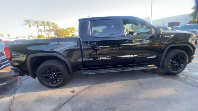 2023 GMC Sierra 1500 Vehicle Photo in GOODYEAR, AZ 85338-1310