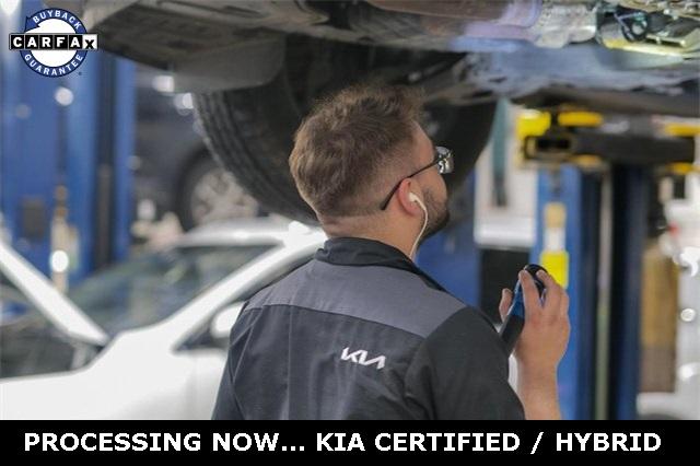 2023 Kia Sorento Hybrid Vehicle Photo in Everett, WA 98204