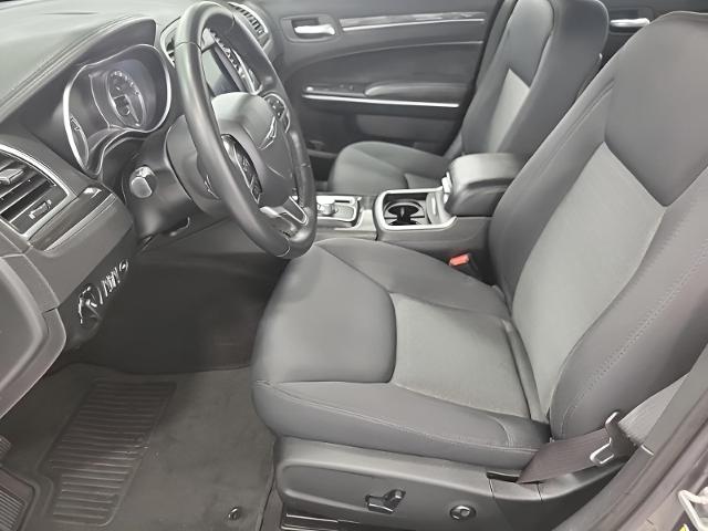 2018 Chrysler 300 Vehicle Photo in APPLETON, WI 54914-8833