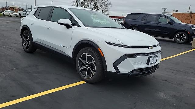 2025 Chevrolet Equinox EV Vehicle Photo in JOLIET, IL 60435-8135