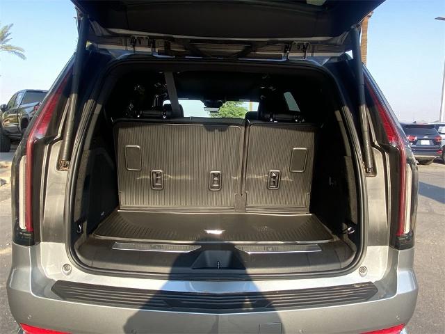 2023 Cadillac Escalade Vehicle Photo in GOODYEAR, AZ 85338-1310