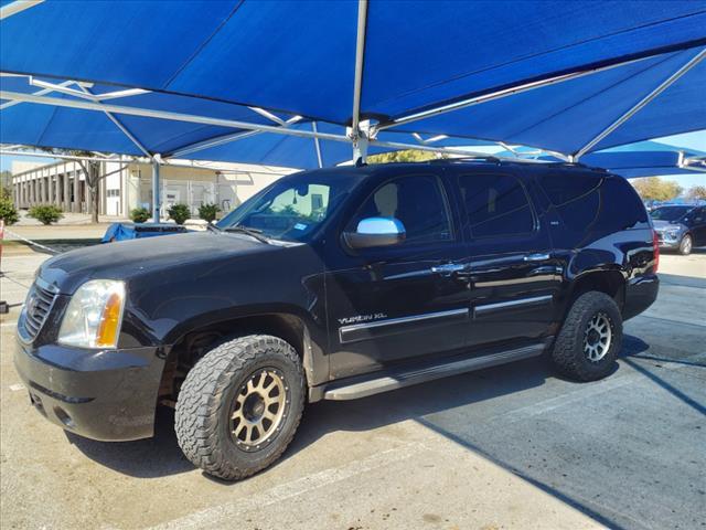 2013 GMC Yukon XL Vehicle Photo in Denton, TX 76205