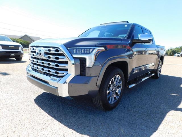 2022 Toyota Tundra 2WD Vehicle Photo in GATESVILLE, TX 76528-2745