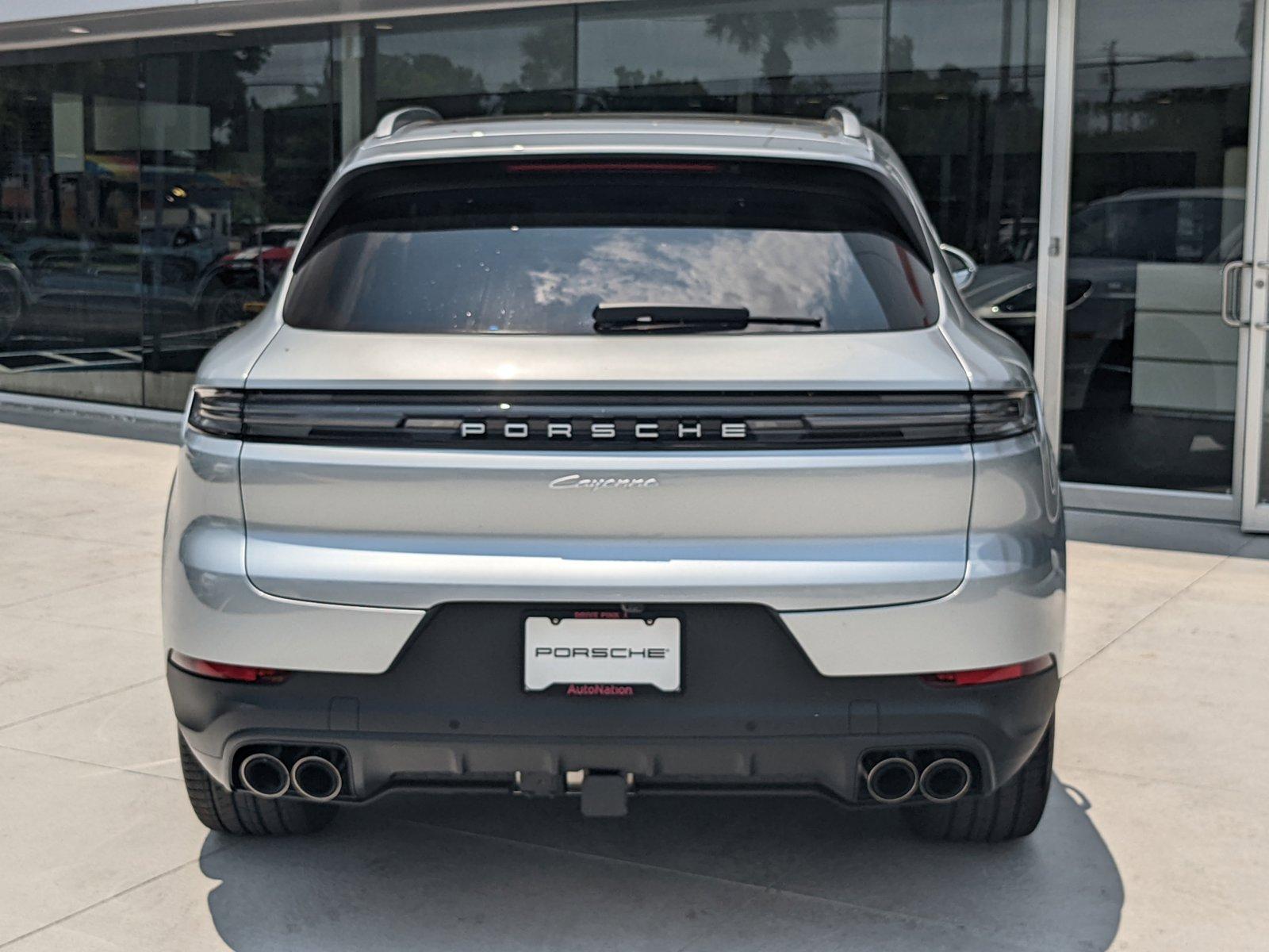 2024 Porsche Cayenne Vehicle Photo in Maitland, FL 32751