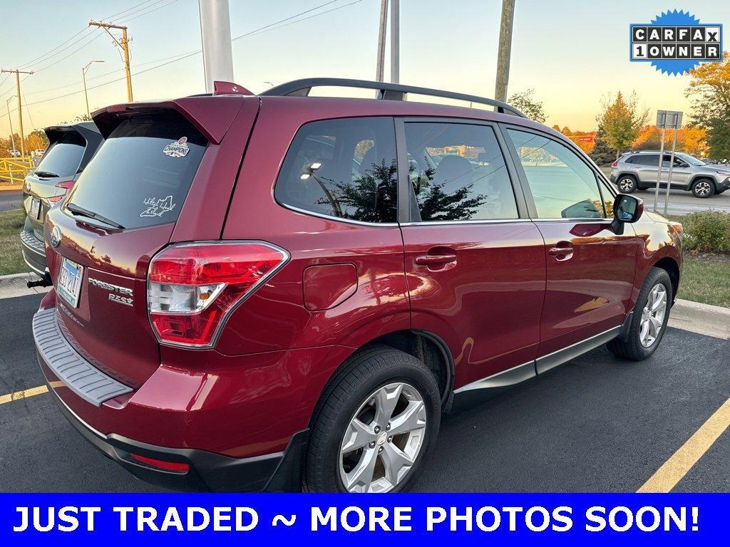 2016 Subaru Forester Vehicle Photo in Saint Charles, IL 60174