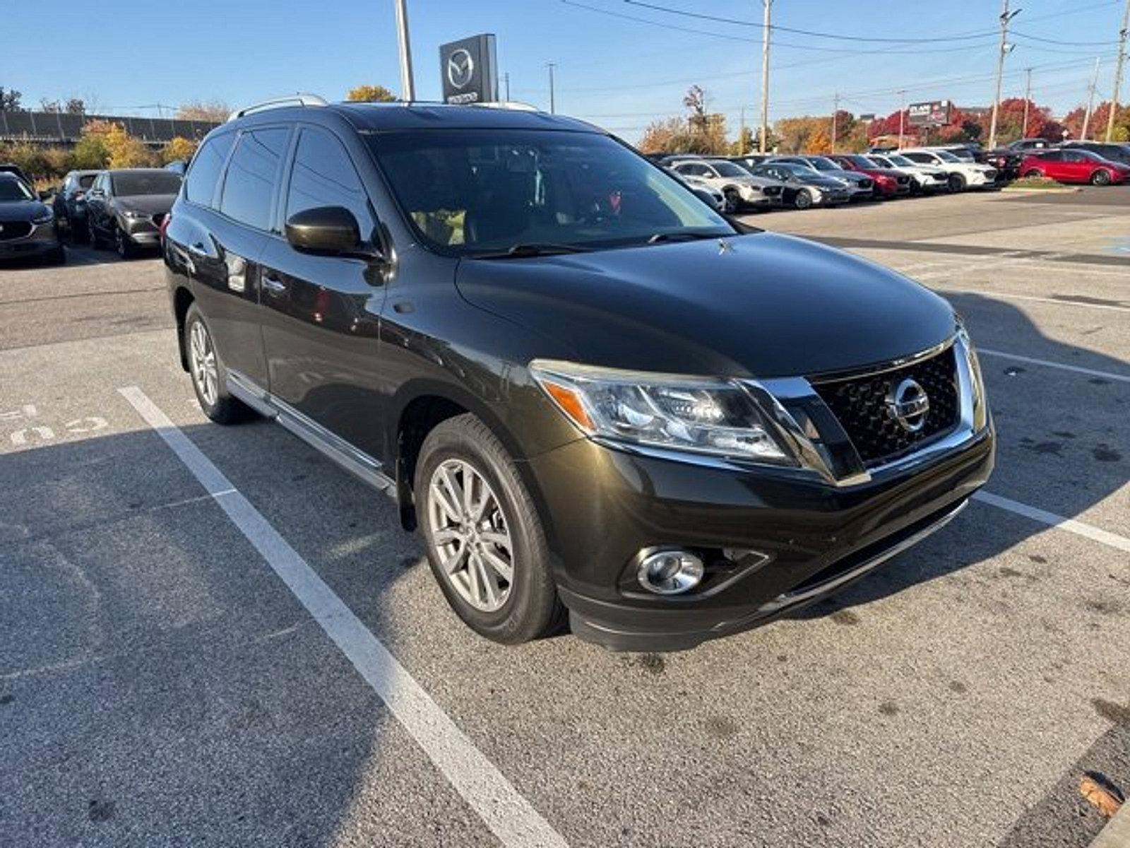 2016 Nissan Pathfinder Vehicle Photo in Trevose, PA 19053