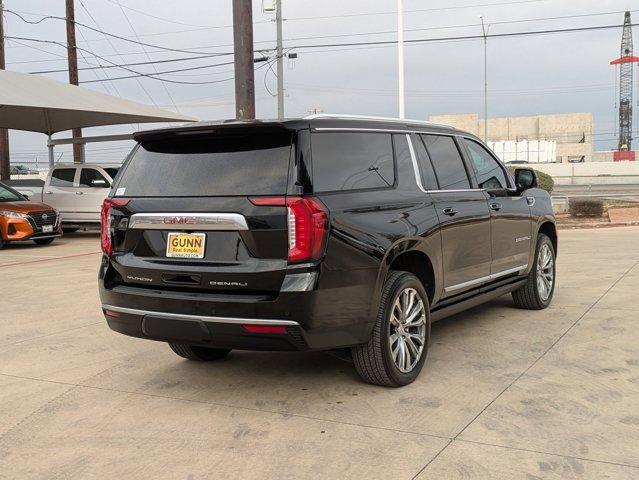 2024 GMC Yukon XL Vehicle Photo in SELMA, TX 78154-1459