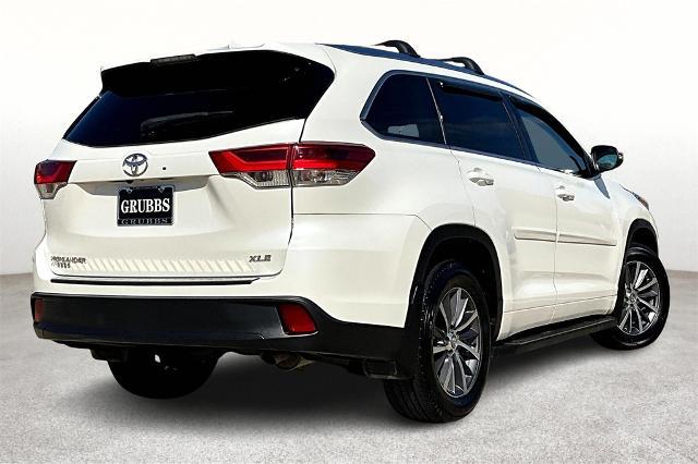 2018 Toyota Highlander Vehicle Photo in Houston, TX 77007