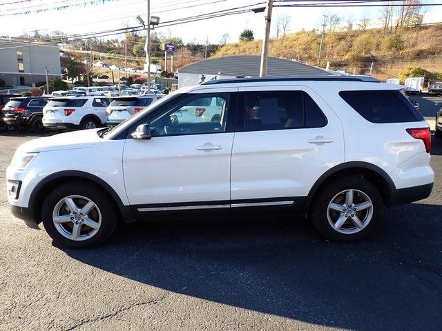 Used 2017 Ford Explorer XLT with VIN 1FM5K8D8XHGD61877 for sale in Pittsburgh, PA