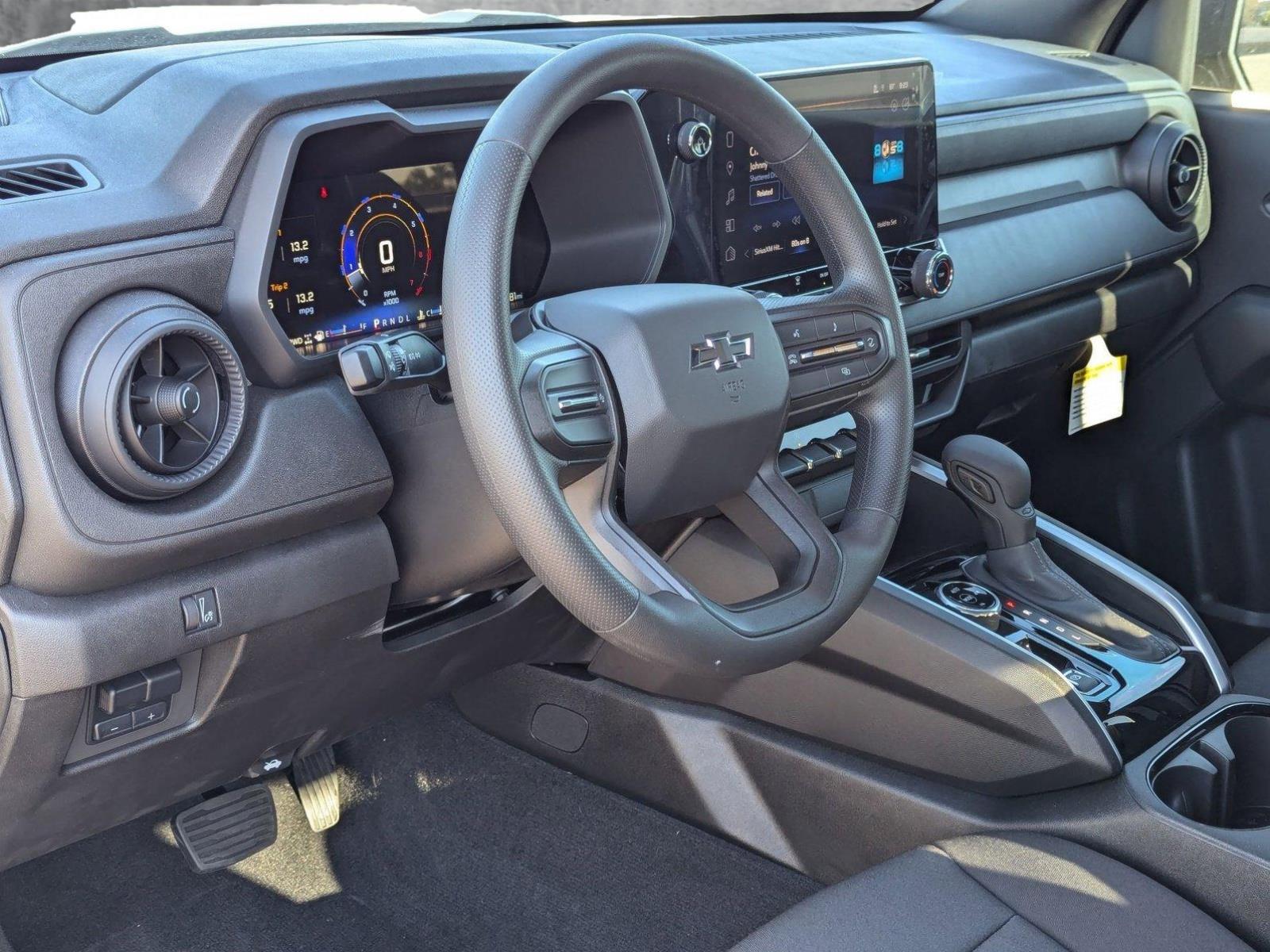 2024 Chevrolet Colorado Vehicle Photo in PEORIA, AZ 85382-3715