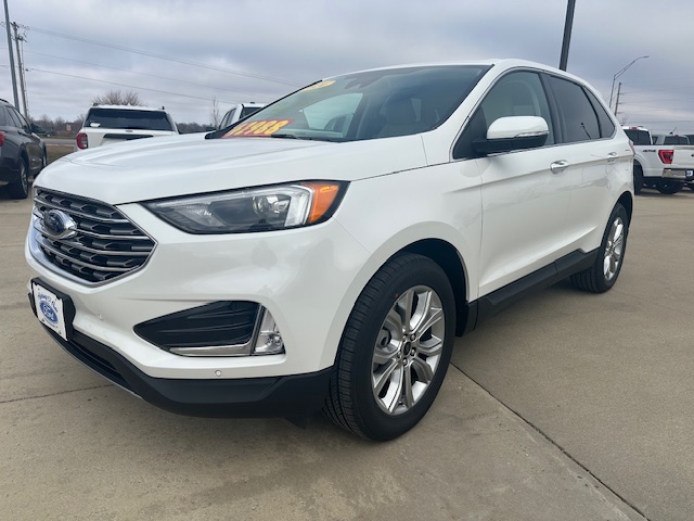 Used 2024 Ford Edge Titanium with VIN 2FMPK4K95RBA37970 for sale in Parkersburg, IA