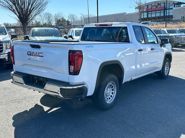 2024 GMC Sierra 1500 Vehicle Photo in LOWELL, MA 01852-4336