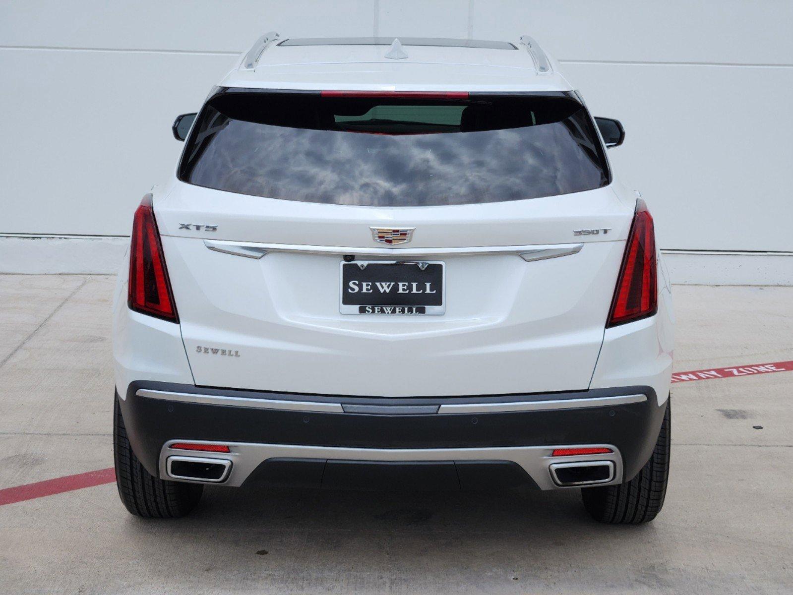 2022 Cadillac XT5 Vehicle Photo in GRAPEVINE, TX 76051-8302