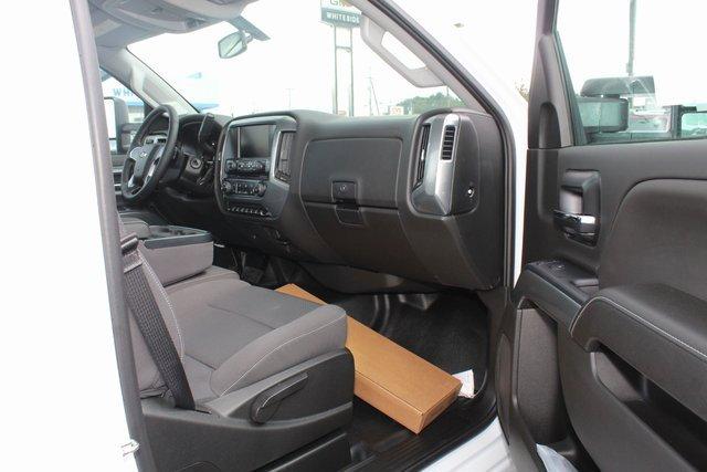 2024 Chevrolet Silverado 5500 HD Vehicle Photo in SAINT CLAIRSVILLE, OH 43950-8512