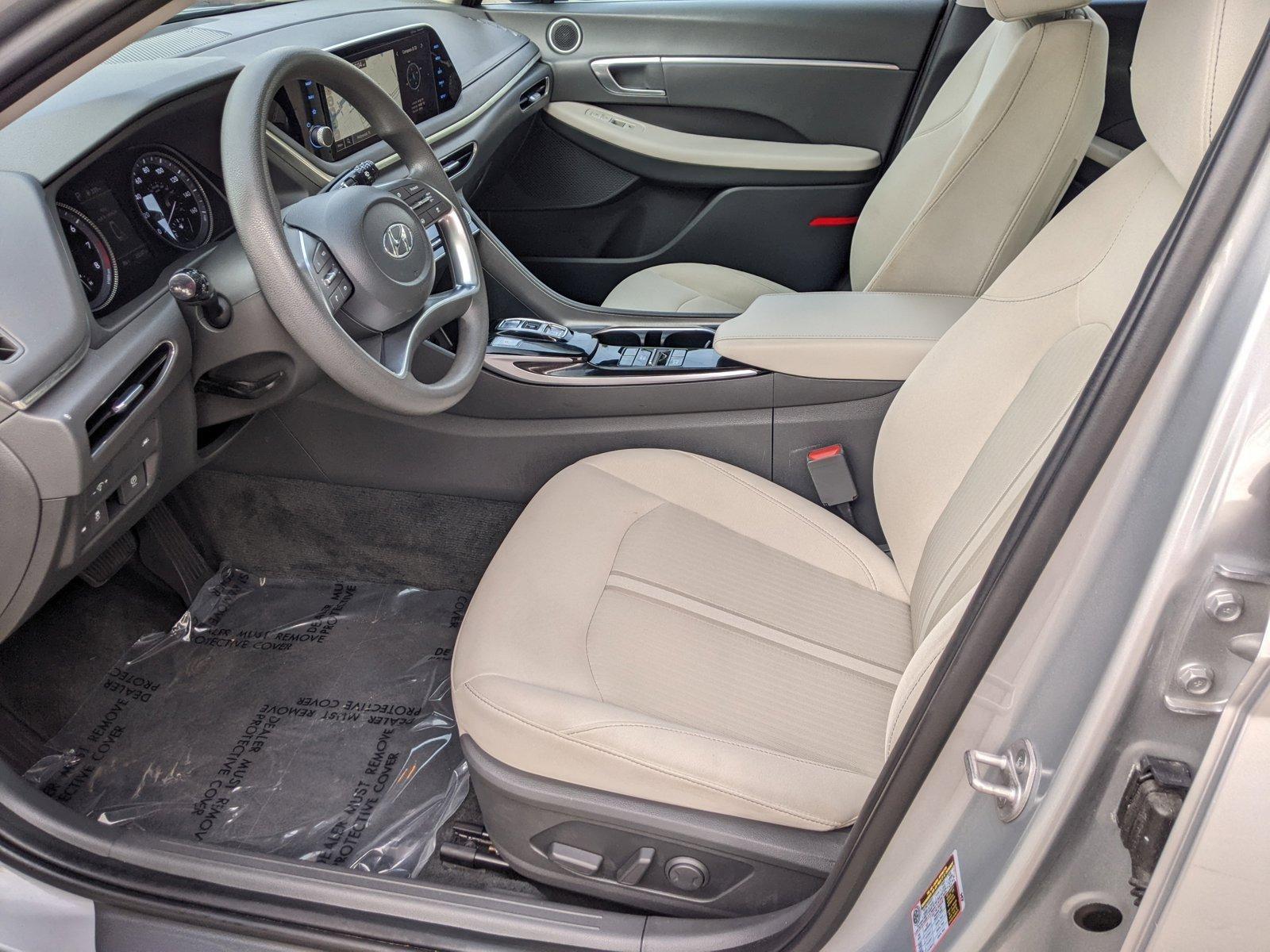 2023 Hyundai SONATA Vehicle Photo in Pembroke Pines , FL 33084