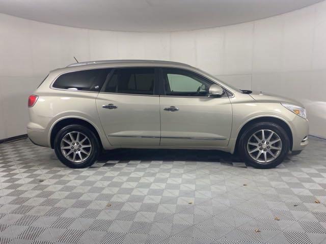 2015 Buick Enclave Vehicle Photo in MEDINA, OH 44256-9001