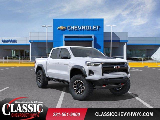 Select 2024 Chevrolet Colorado