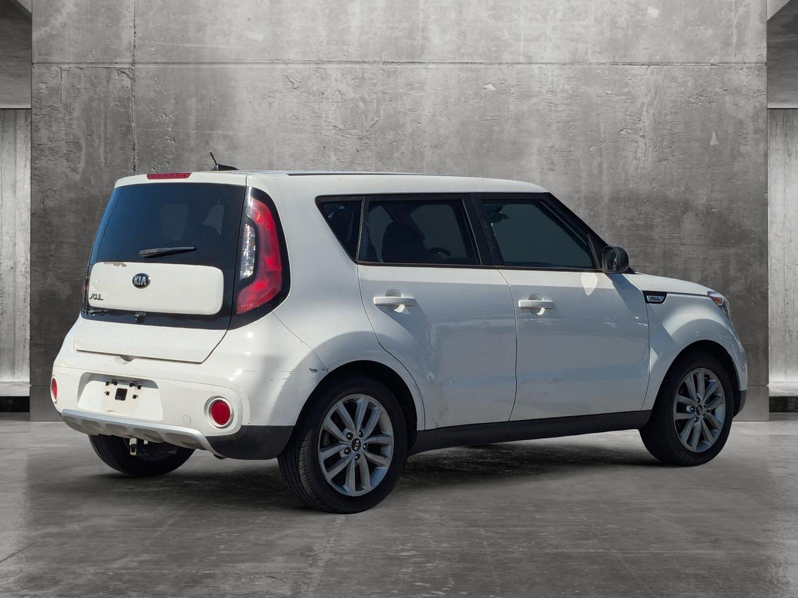 2017 Kia Soul Vehicle Photo in St. Petersburg, FL 33713