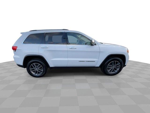 2017 Jeep Grand Cherokee Vehicle Photo in WILLIAMSVILLE, NY 14221-4303