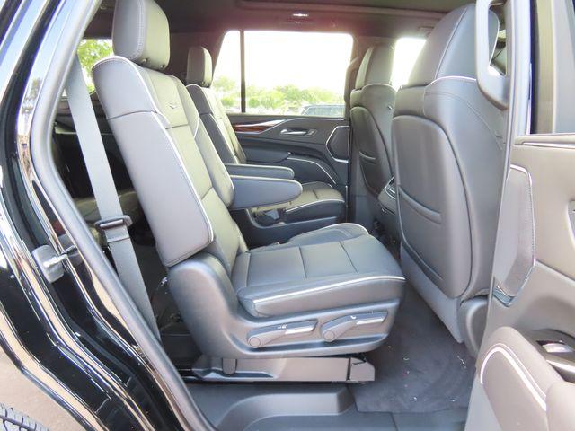 2024 Cadillac Escalade ESV Vehicle Photo in DELRAY BEACH, FL 33483-3294