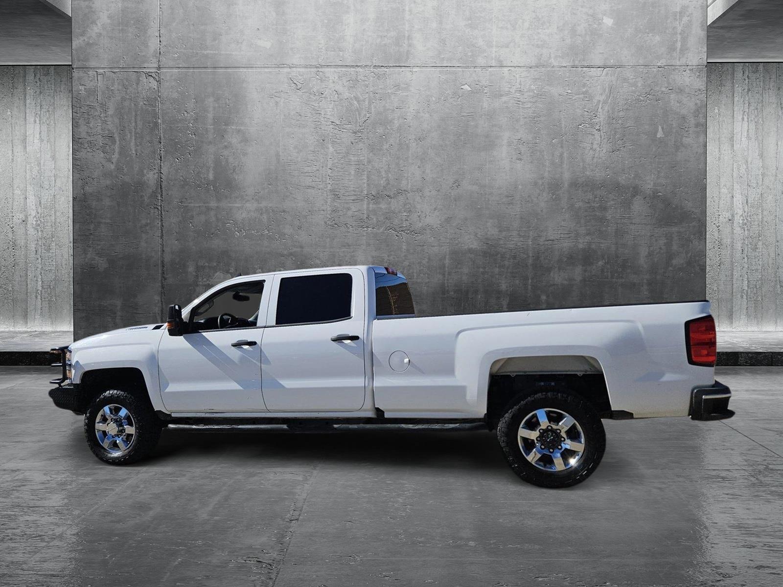 2017 Chevrolet Silverado 3500HD Vehicle Photo in NORTH RICHLAND HILLS, TX 76180-7199