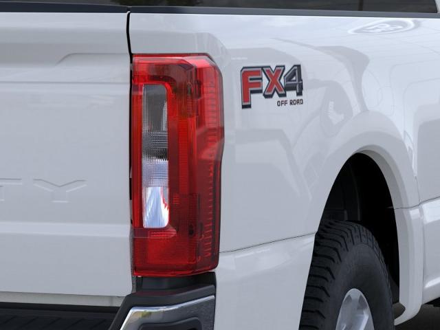 2024 Ford Super Duty F-350 SRW Vehicle Photo in Weatherford, TX 76087