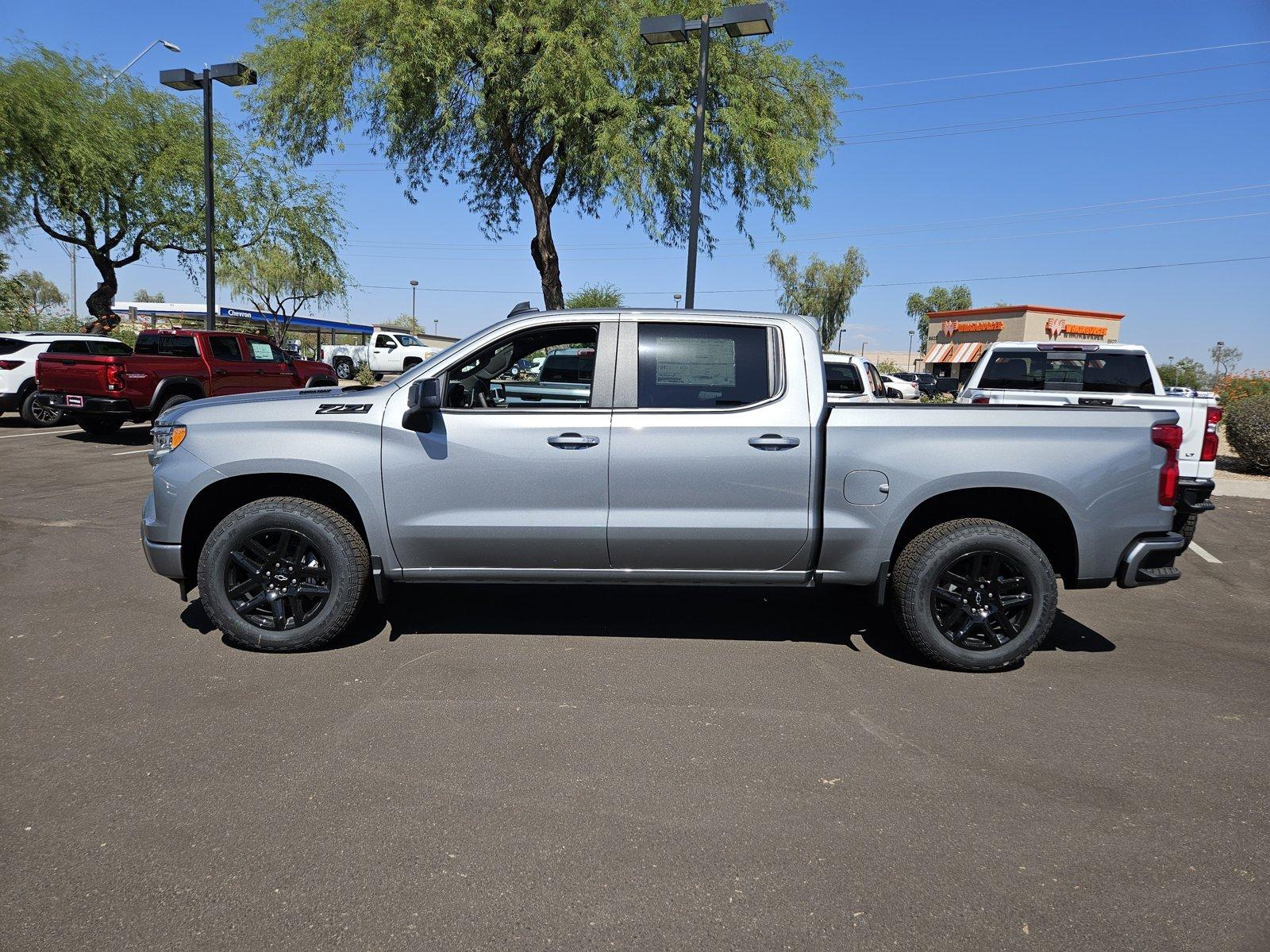 2024 Chevrolet Silverado 1500 Vehicle Photo in PEORIA, AZ 85382-3715