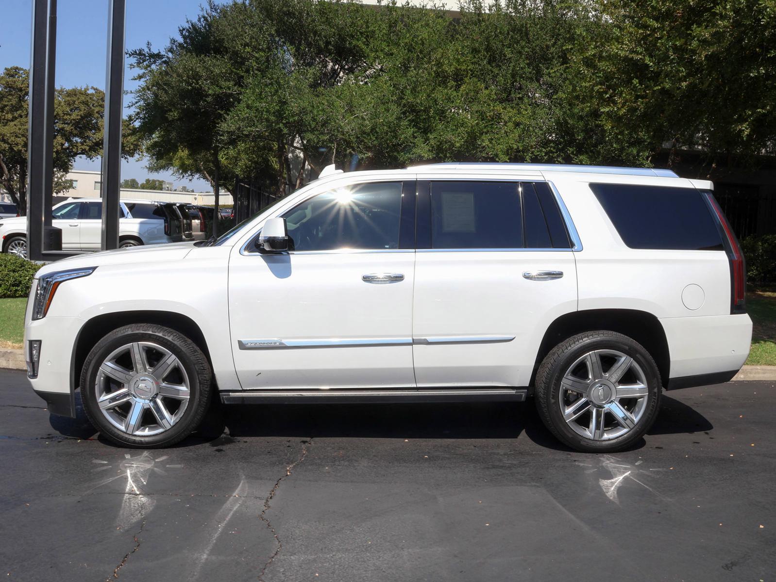 2020 Cadillac Escalade Vehicle Photo in DALLAS, TX 75209-3095