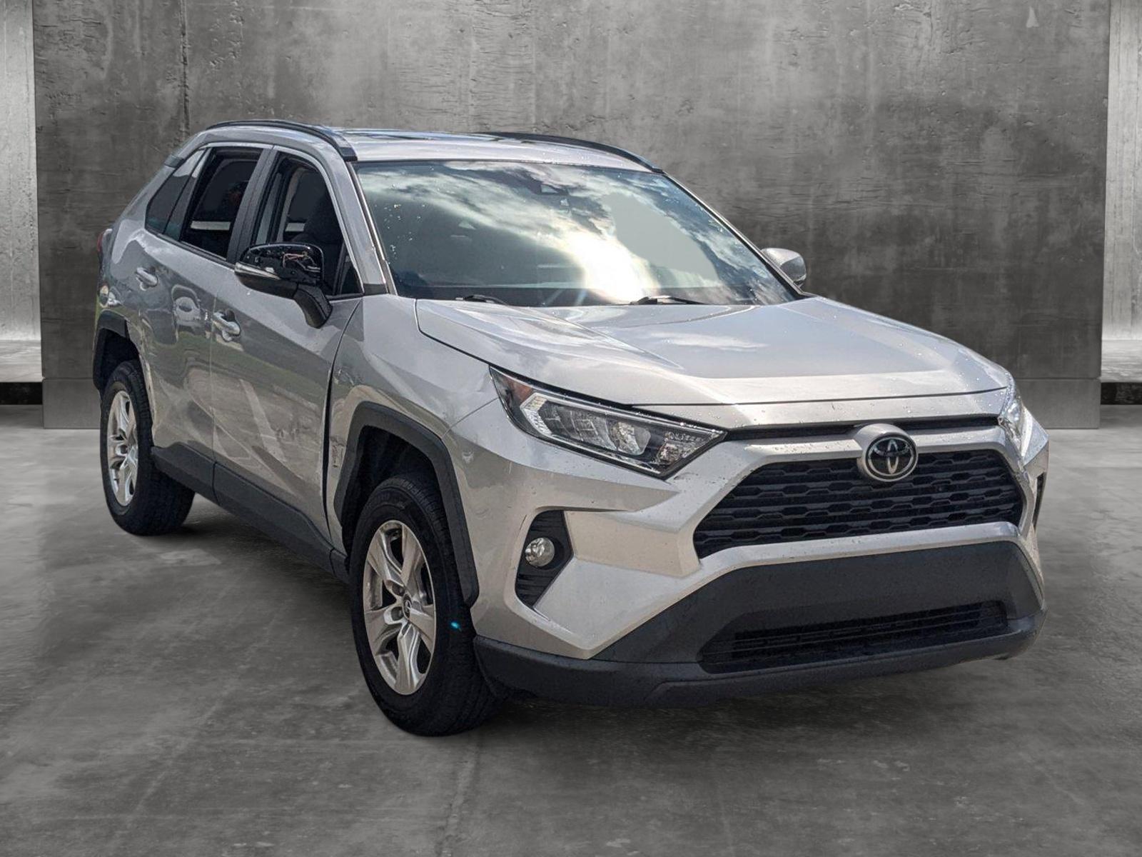 2019 Toyota RAV4 Vehicle Photo in Davie, FL 33331