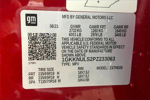 2023 GMC Acadia Vehicle Photo in TOPEKA, KS 66609-0000