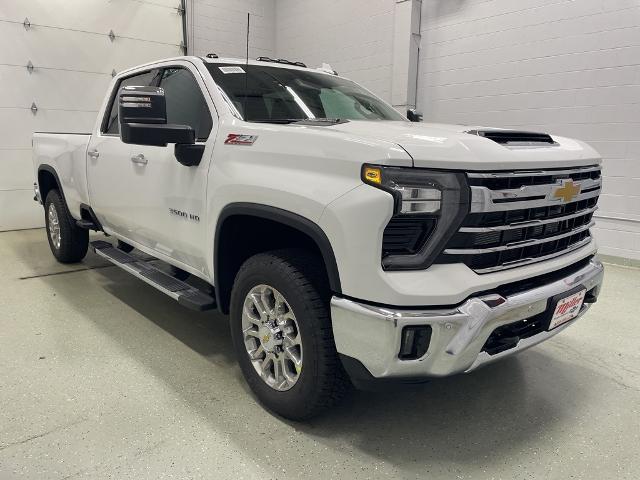 2025 Chevrolet Silverado 3500 HD Vehicle Photo in ROGERS, MN 55374-9422