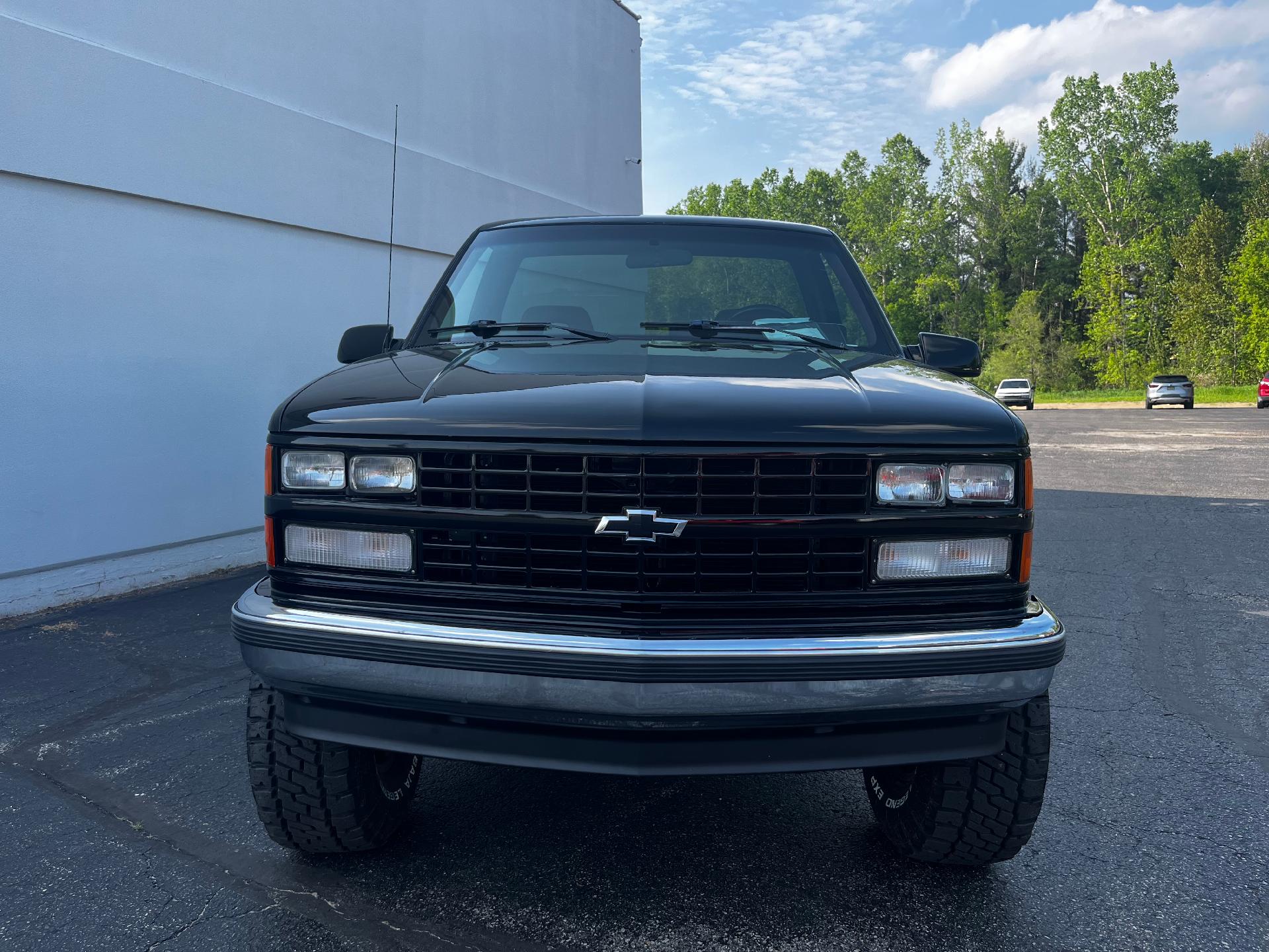 1988 Chevrolet 1/2 Ton Pickups Vehicle Photo in CLARE, MI 48617-9414