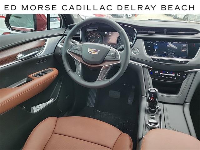 2024 Cadillac XT5 Vehicle Photo in DELRAY BEACH, FL 33483-3294