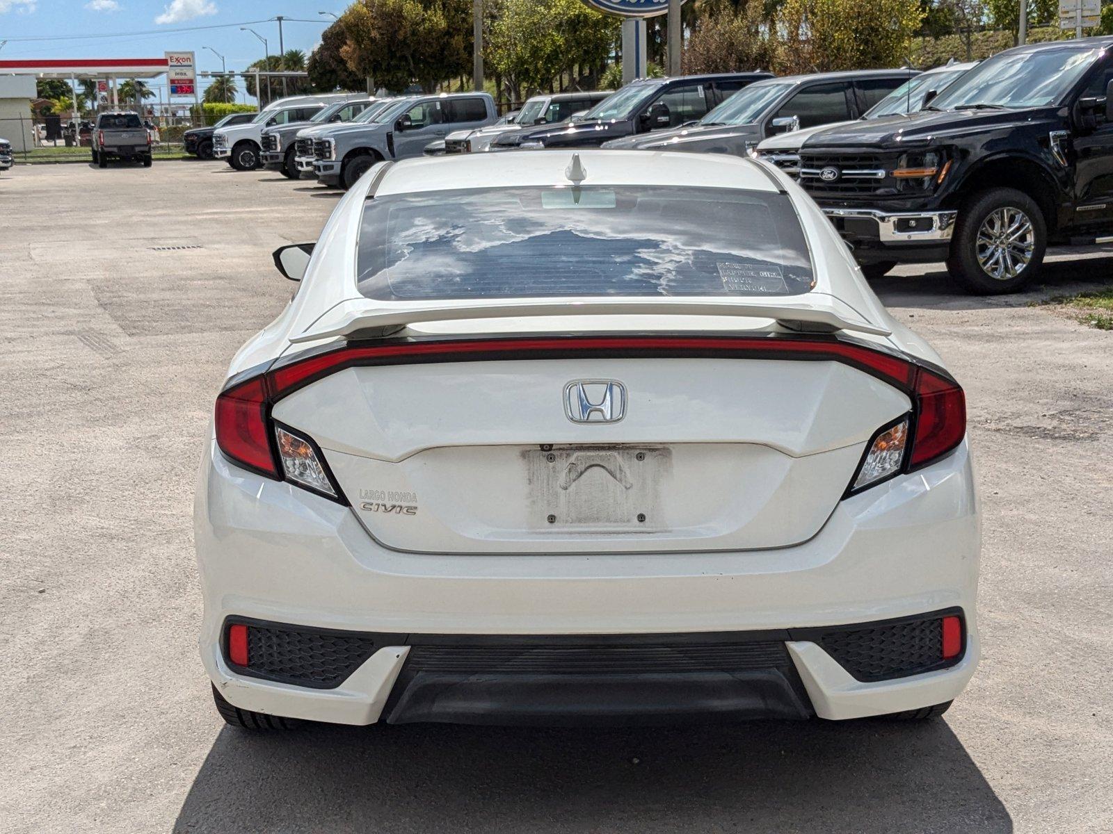 2018 Honda Civic Coupe Vehicle Photo in Miami, FL 33015