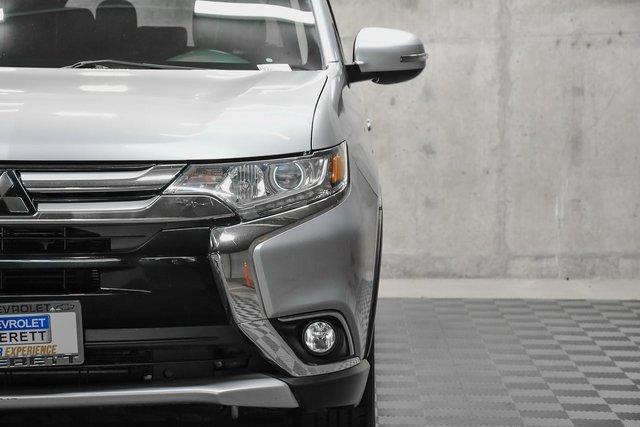 2017 Mitsubishi Outlander Vehicle Photo in EVERETT, WA 98203-5662