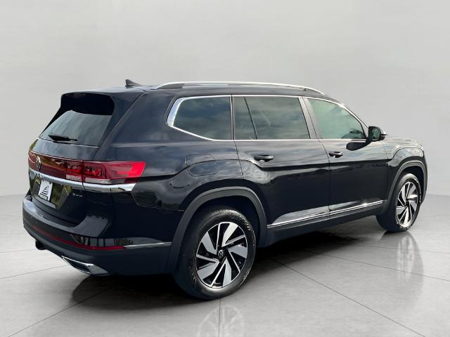 2024 Volkswagen Atlas Vehicle Photo in Oshkosh, WI 54904