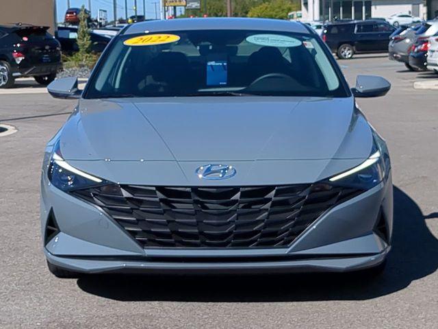 2022 Hyundai ELANTRA Vehicle Photo in Merrillville, IN 46410