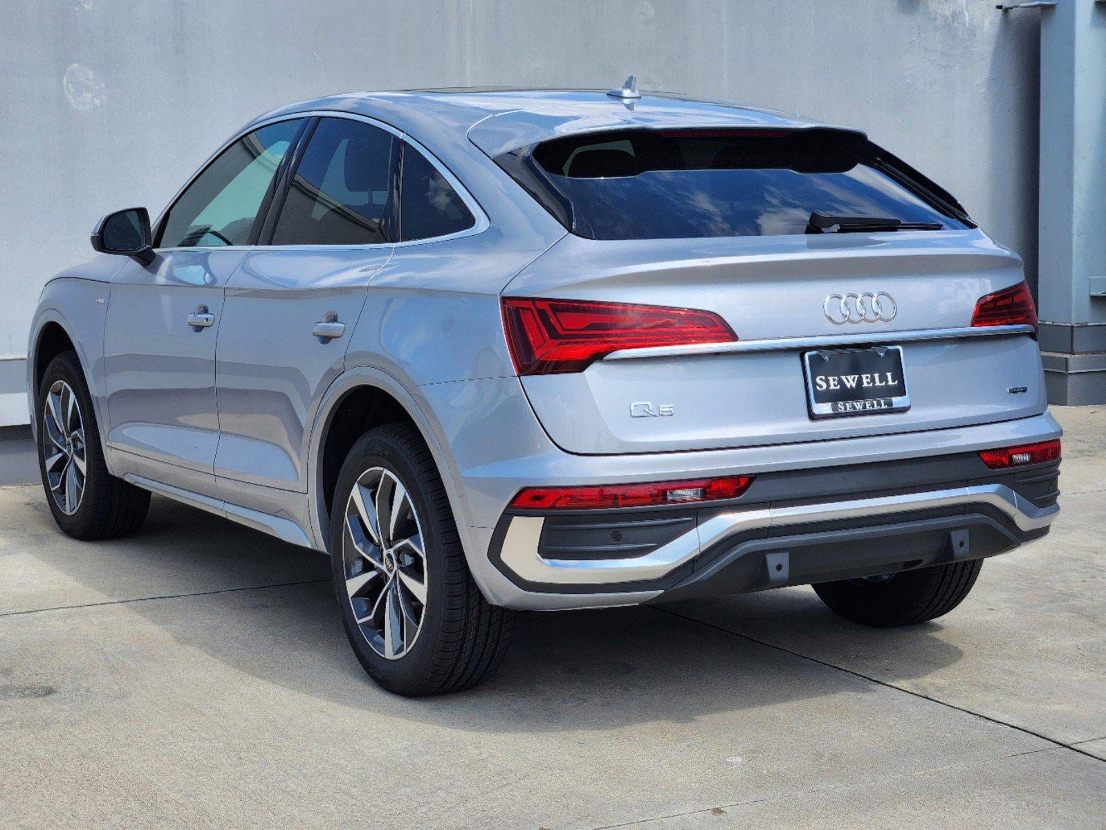 2024 Audi Q5 Sportback Vehicle Photo in SUGAR LAND, TX 77478