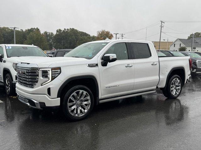 2025 GMC Sierra 1500 Vehicle Photo in LEOMINSTER, MA 01453-2952