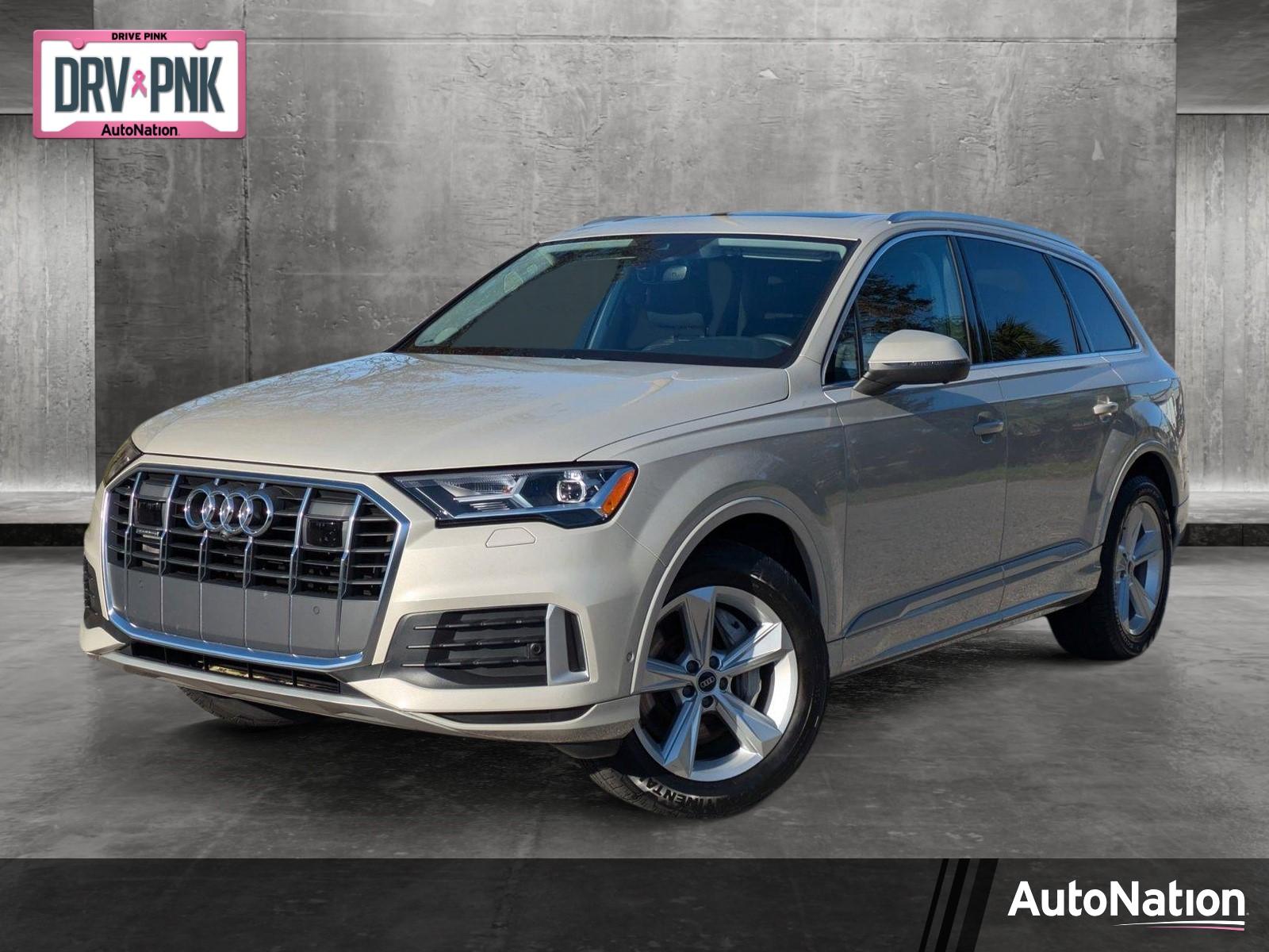 2021 Audi Q7 Vehicle Photo in Sarasota, FL 34231