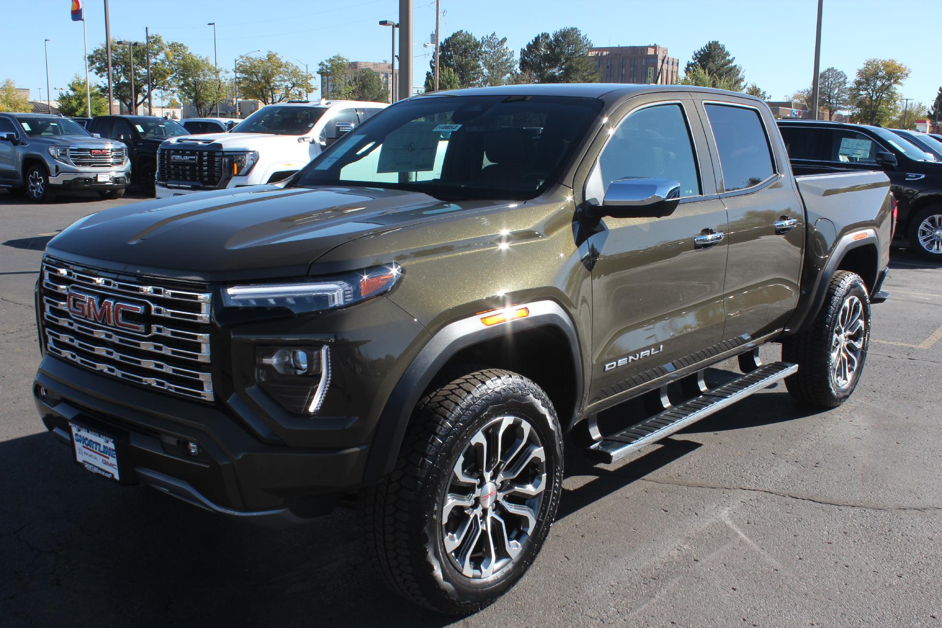 2024 GMC Canyon Vehicle Photo in AURORA, CO 80012-4011