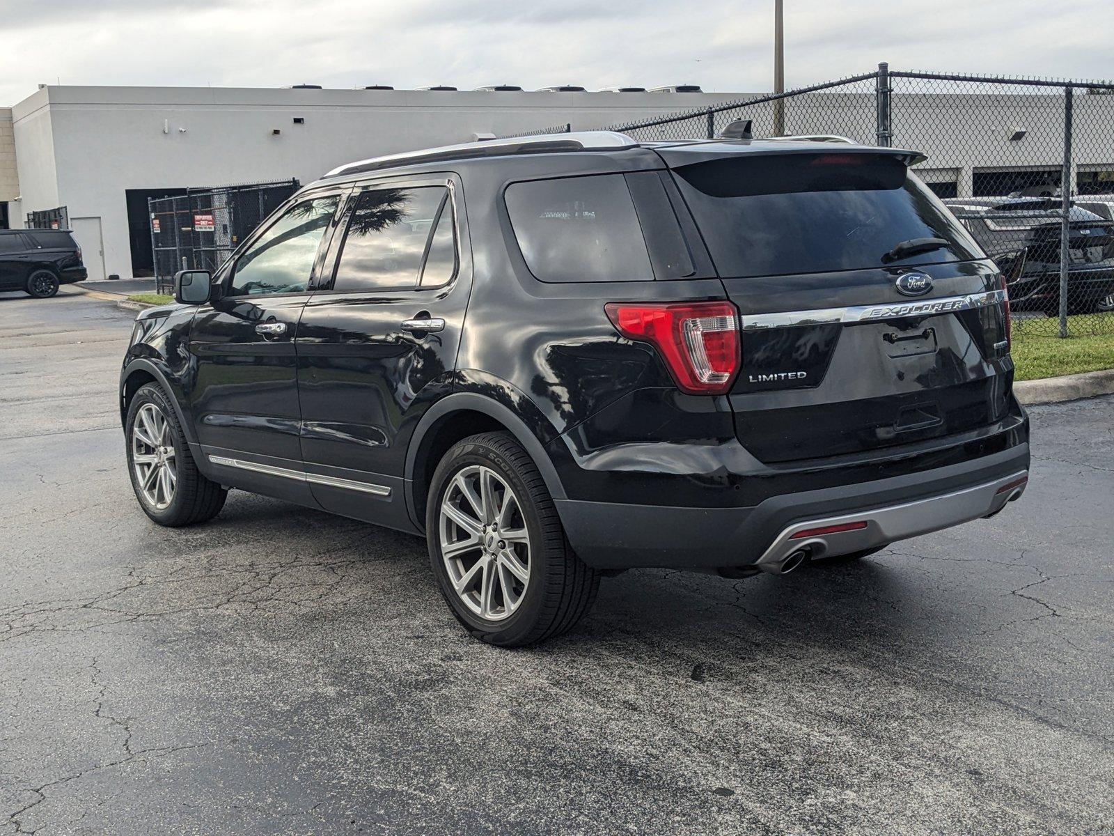 2016 Ford Explorer Vehicle Photo in WEST PALM BEACH, FL 33407-3296