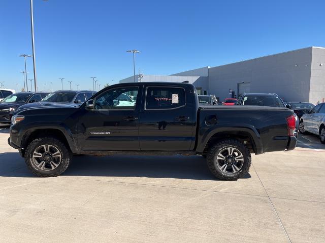 2018 Toyota Tacoma Vehicle Photo in Grapevine, TX 76051