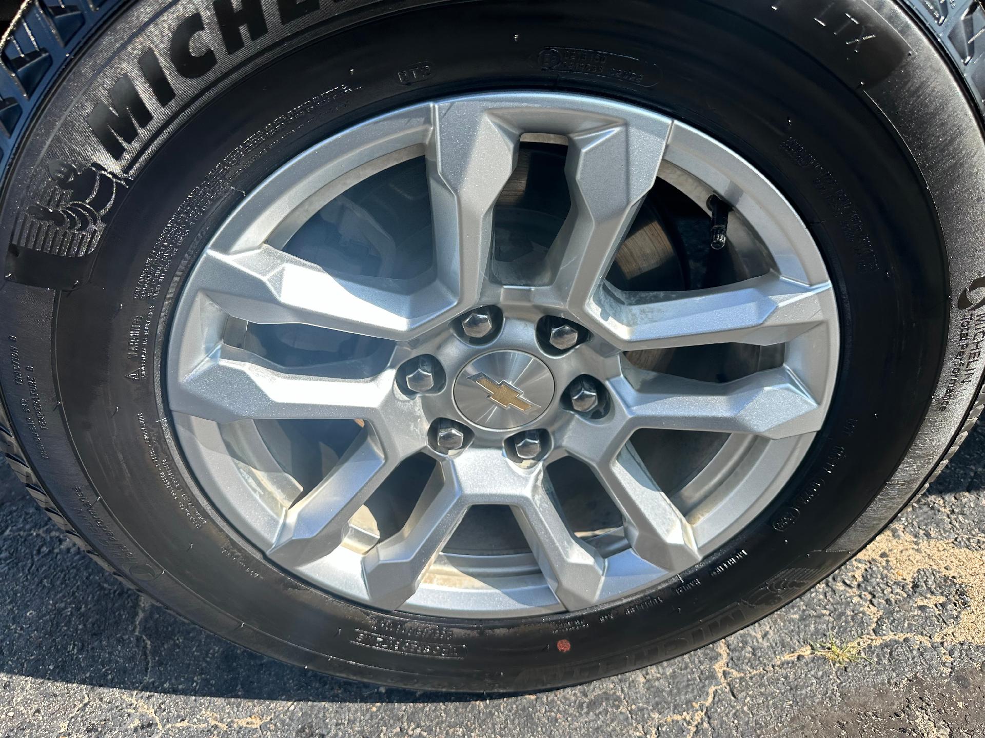 2023 Chevrolet Silverado 1500 Vehicle Photo in CLARE, MI 48617-9414