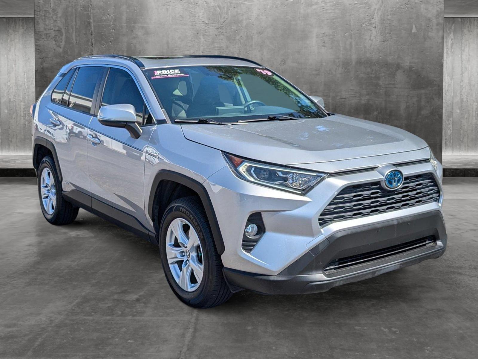 2019 Toyota RAV4 Vehicle Photo in Panama City, FL 32401