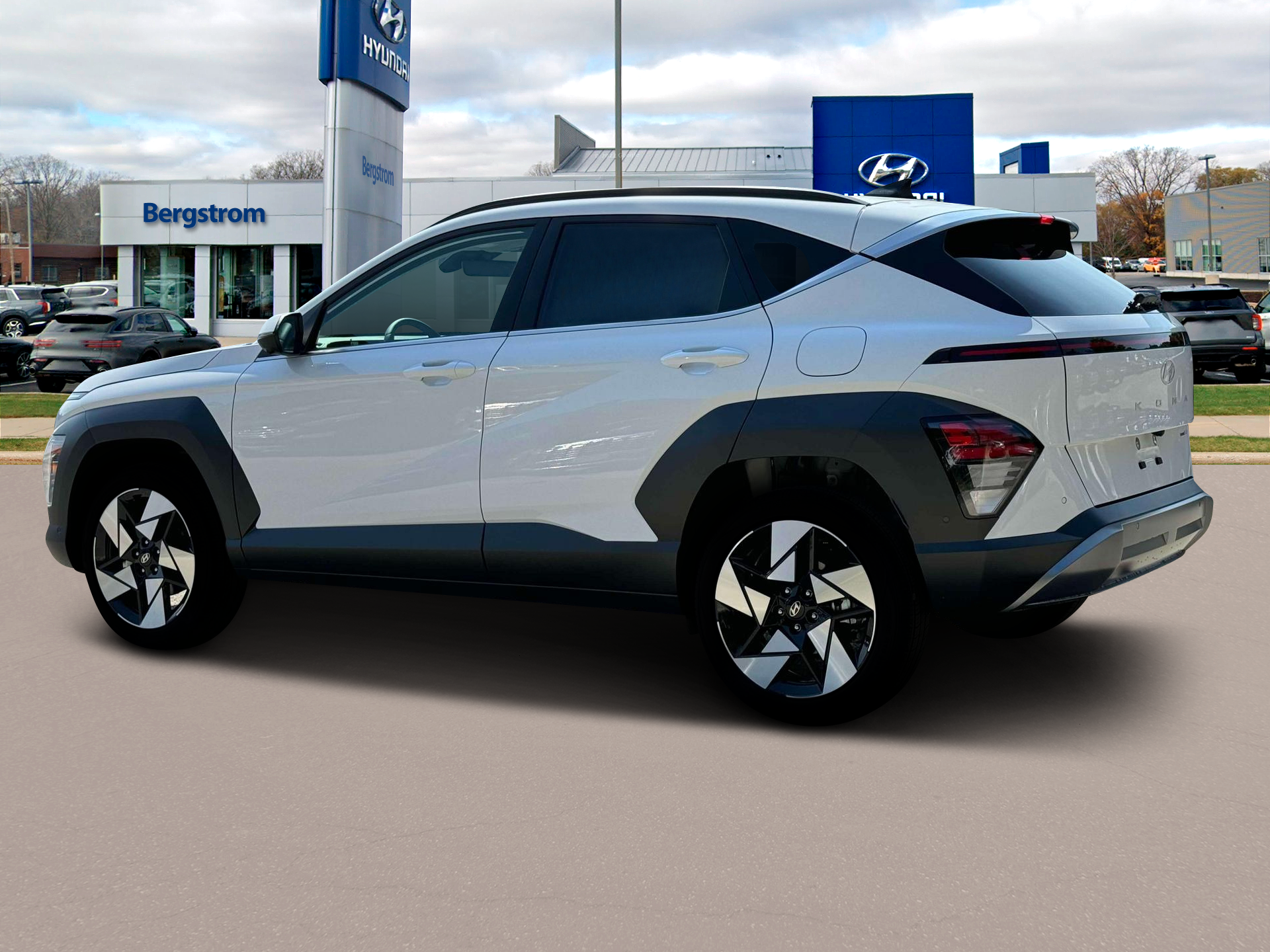 2025 Hyundai KONA Vehicle Photo in Green Bay, WI 54304