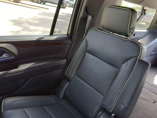 2023 Chevrolet Suburban Vehicle Photo in SELMA, TX 78154-1459