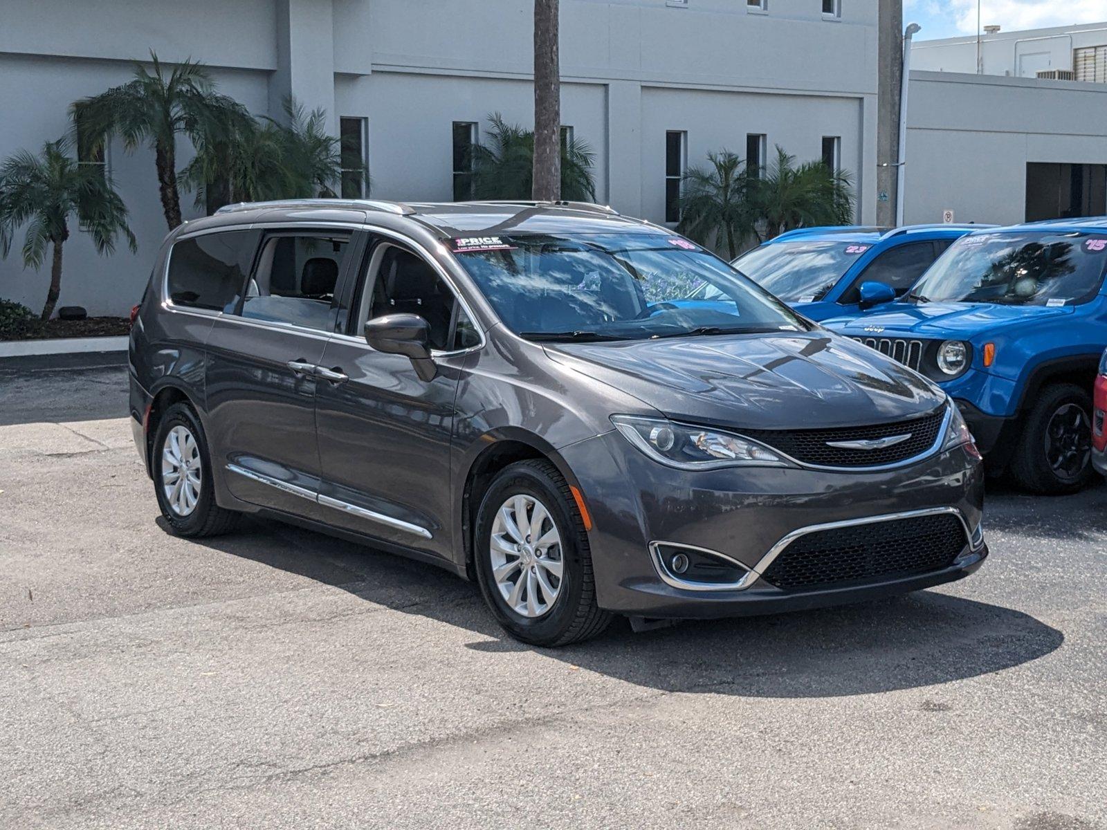 2018 Chrysler Pacifica Vehicle Photo in Panama City, FL 32401