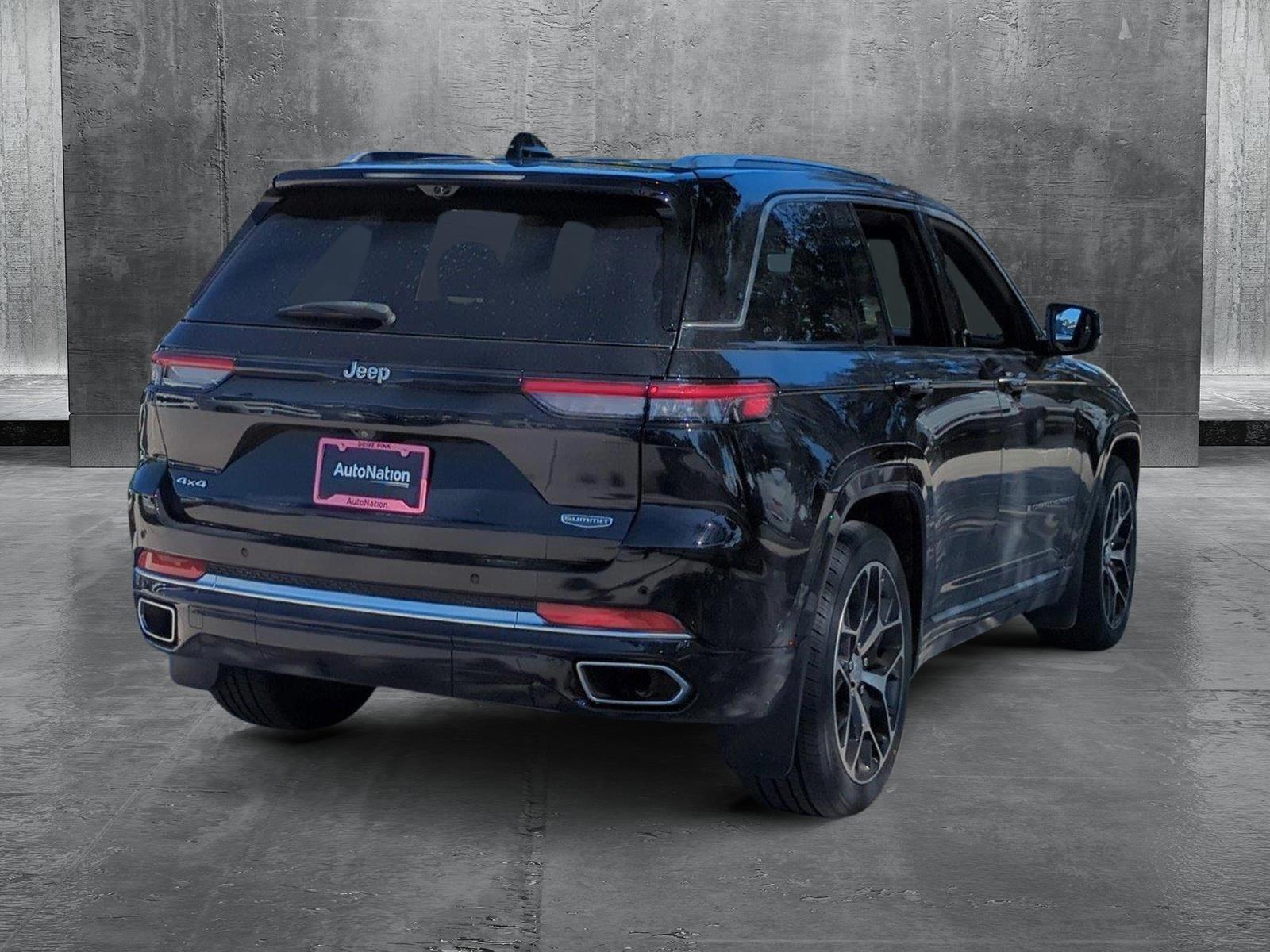 2022 Jeep Grand Cherokee Vehicle Photo in Pembroke Pines, FL 33027